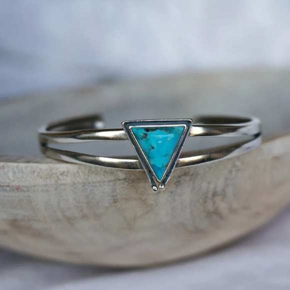 Turquoise Silver Color Bracelet - Picture 2 of 3